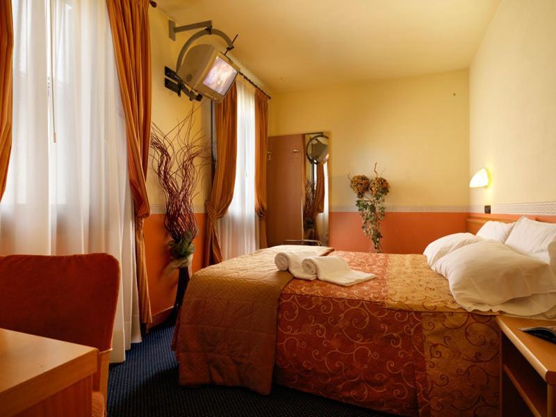 Hotel & Residence Roma Camposampiero Exterior photo